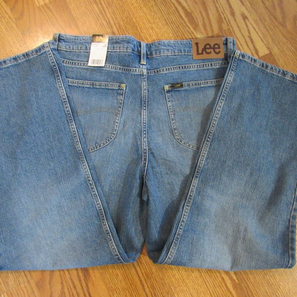 Lee Women's Jeans‎ Relaxed Straight Mid Rise Blue Wash 14S Short Stretch NWT
